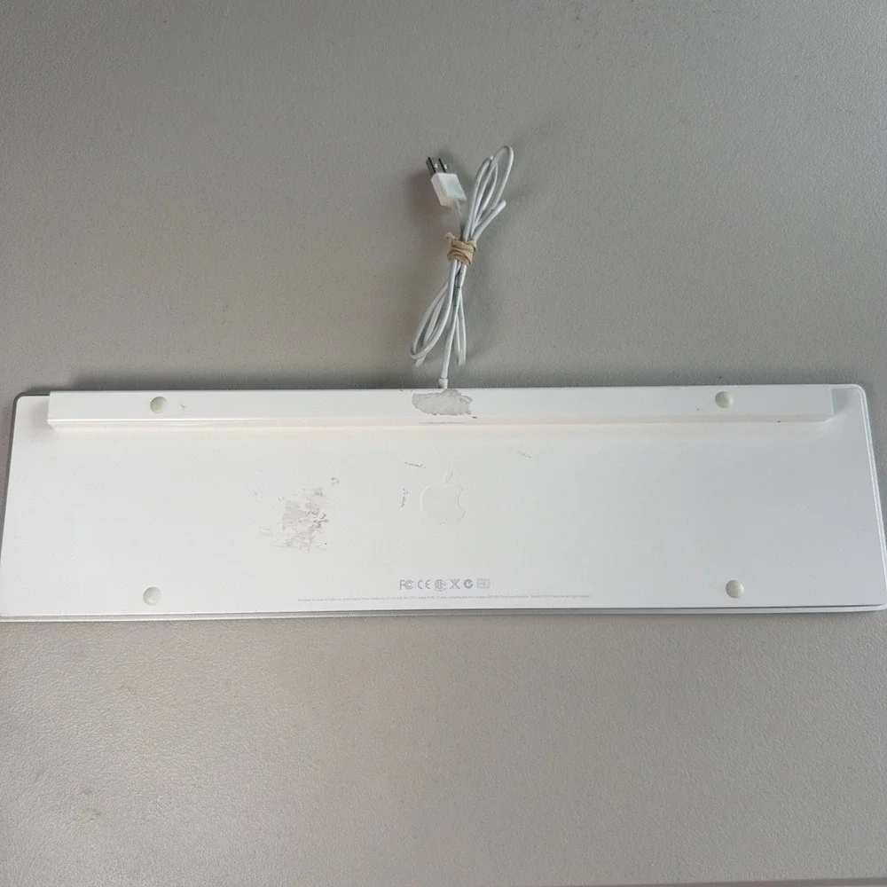 2007 Apple Keyboard Works But Missing Button